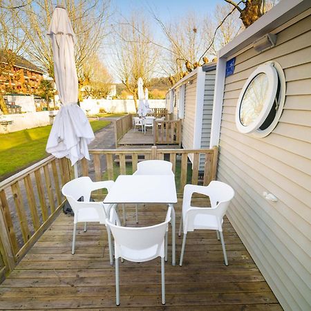 Alojamiento - Bungalows En El Centro De Laredo A 200 M De La Playa Экстерьер фото
